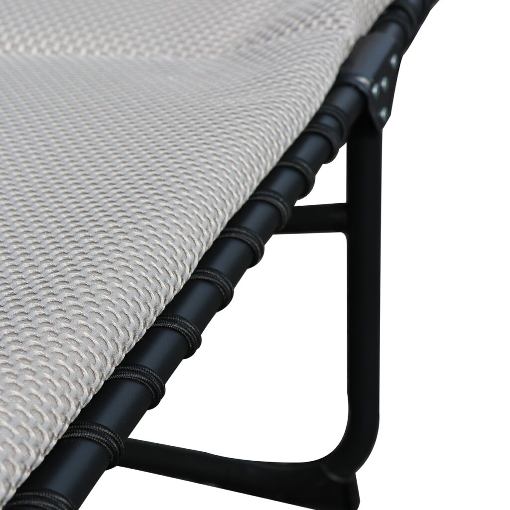 Deluxe Folding Garden Sun Lounger 5029936974679 2